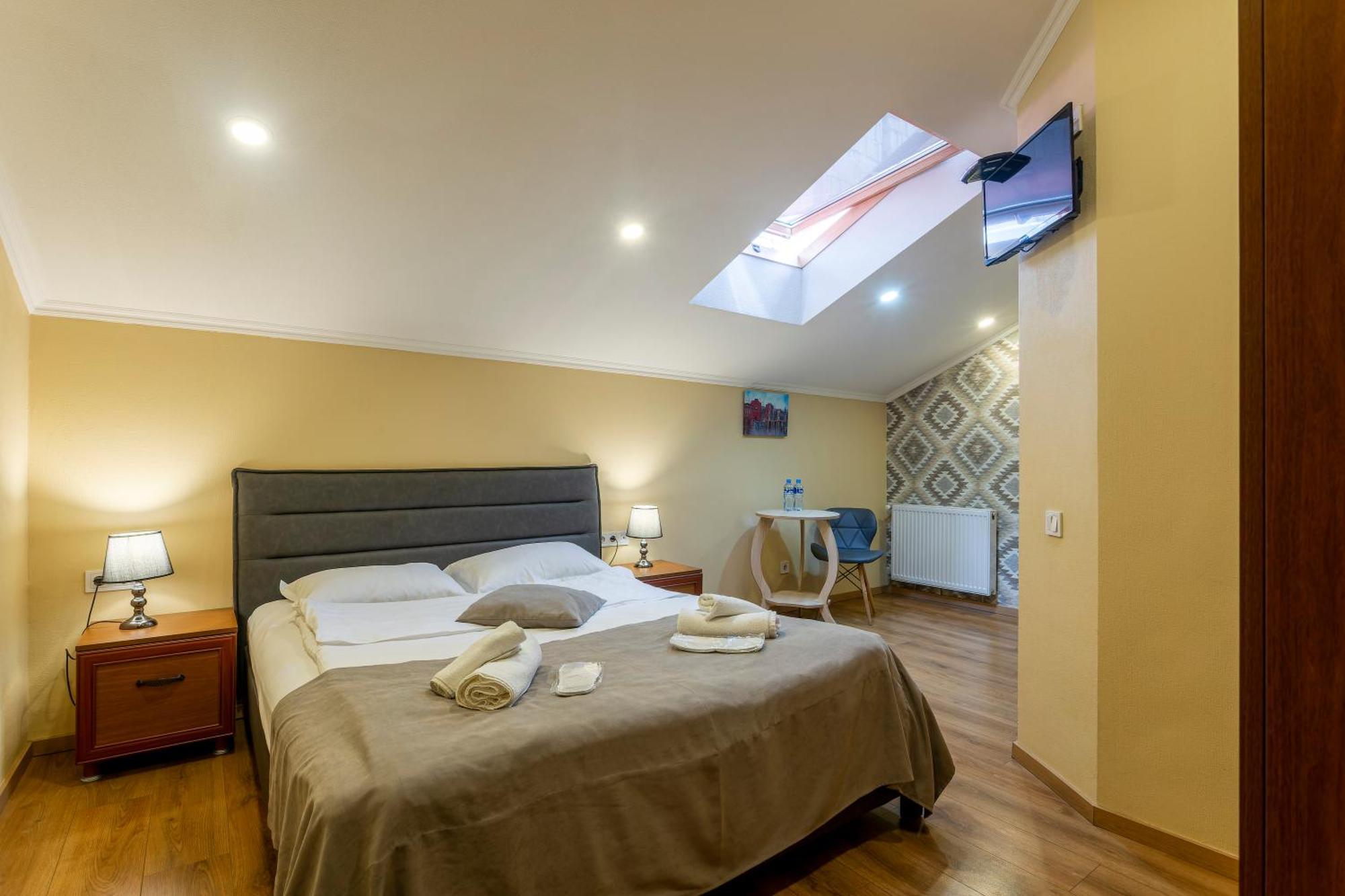 Hotel Middleton Тбилиси Экстерьер фото